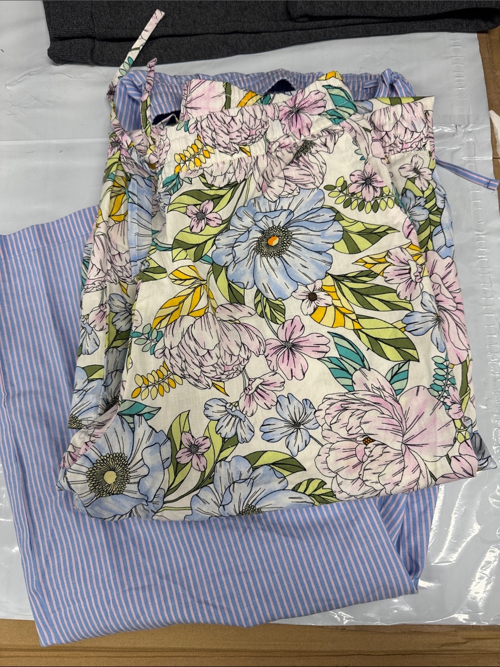 Floral drawstring pajama pants — Pastel Blue, Pink & Green